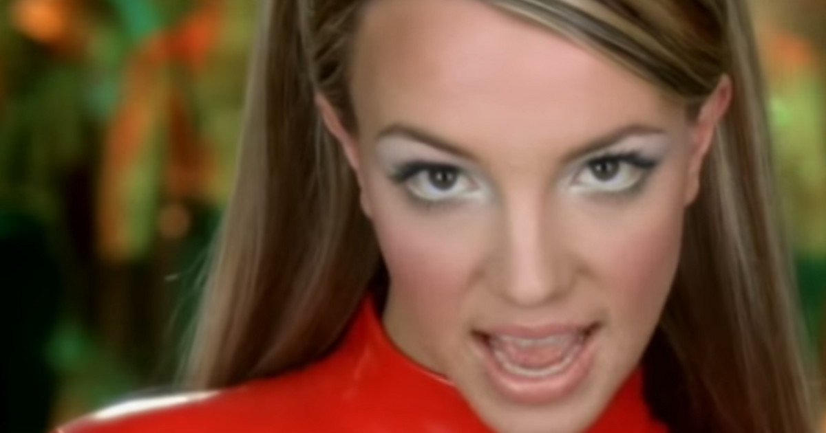 Britney Spears - Oops! I Did It Again