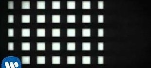 Out Of Tune - Plastikowy